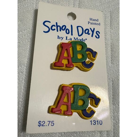 Vintage School Days by La Mode Hand Painted Buttons-ABC / Rulers-Card 1310-1304 - Picture 3 of 5
